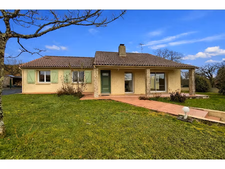 maison familiale fontaine le comte