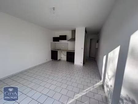 location appartement 1 pièce 29m² tarbes 65000