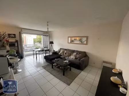 appartement à louer 2 pièces 47.07 m² - pau (64) - 580€