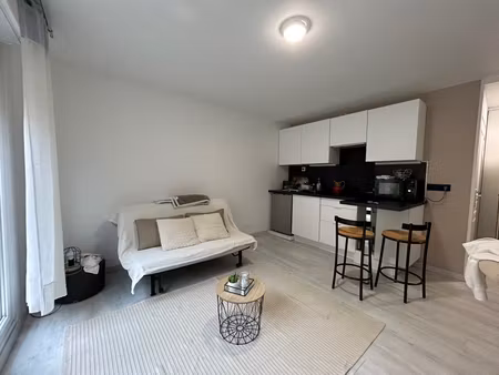 caen rue caponière studio 21.76 m2