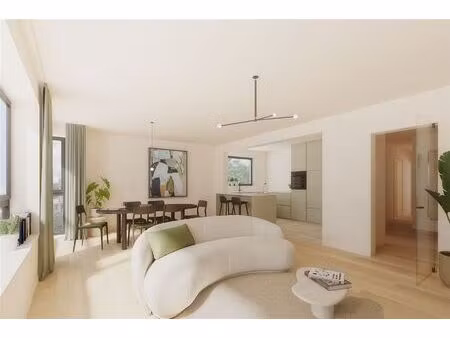 gerenoveerd  lichtrijk modelappartement (115m²) met 3 slaapkamers in sint-amandsberg.