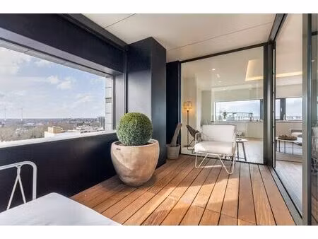 appartement op de 10de verdieping van 137m² met twee slaapkamers