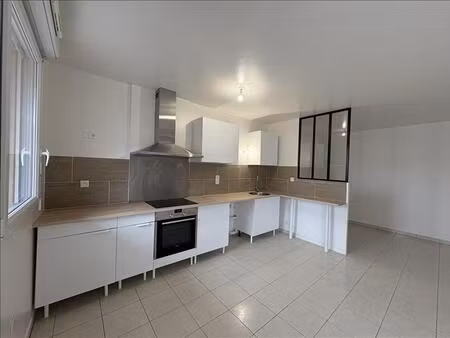 appartement - 2ème étage - 49 m2 - 2 pièces - non meublé