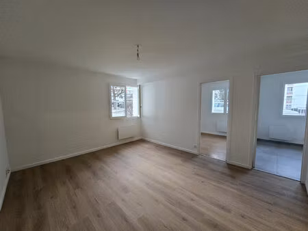 location appartement 2 pièces 42 m² à clermont-ferrand (63000)