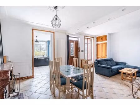 maison de 103 m² avec jardin à chasselay