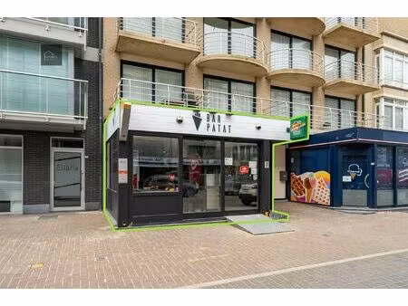 handelspand op 50m van het strand!