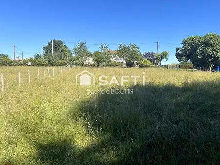 vente terrain 1623 m² saint-martin-de-saint-maixent (79400)