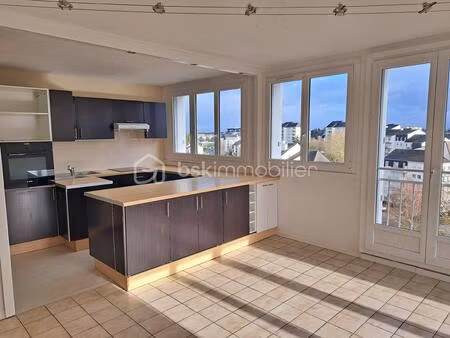 appartement de 70 m² à saint-cyr-sur-loire