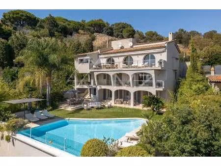 maison de luxe avec vue sur mer à vendre à cannes : 6 970 000 € | 403m²