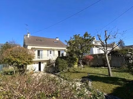 vente maison 5 pièces 125 m2 à thorigny-sur-marne