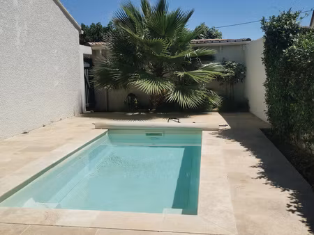 *** sous offre *** maillane (13910) - maison plain-pied 4 chambres avec jardin et piscine