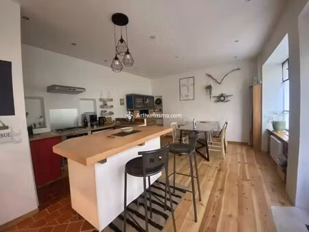 location appartement 3 pièces 72 m2 à millau