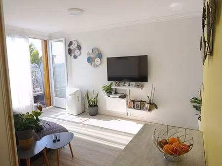 appartement combs la ville 2 pièces 32m2