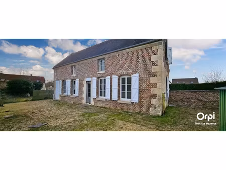 vente maison 4 pièces 118 m² à bazicourt (60700)  276 000 €