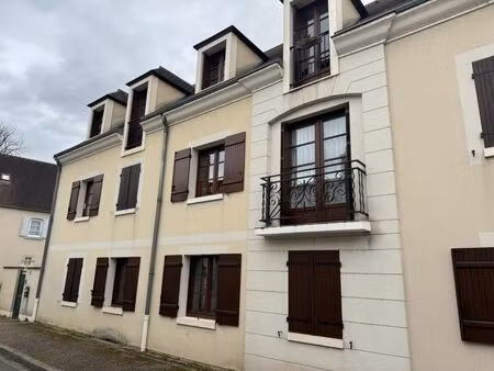 vente appartement 4 pièces 139 m² saint-amand-montrond (18200)