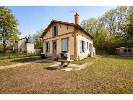 maison à rénover à jouet sur l'aubois