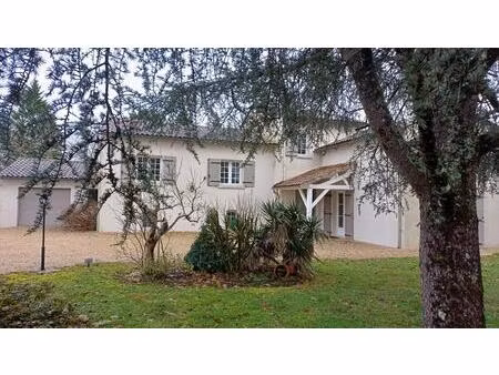 maison à vendre 7 pièces rouffignac saint cernin de reilhac (24)