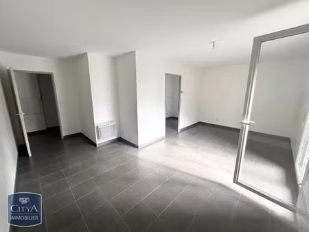 location appartement 3 pièces 62m² raismes 59590