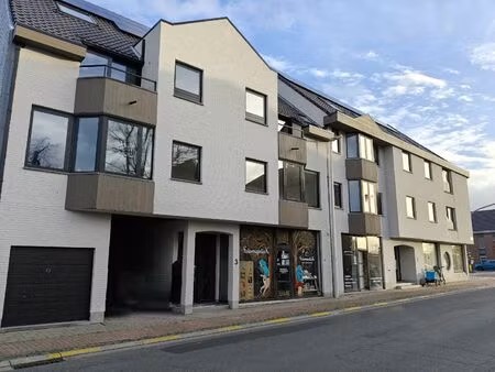 veelzijdig handelspand met winkelruimte op gunstige locatie