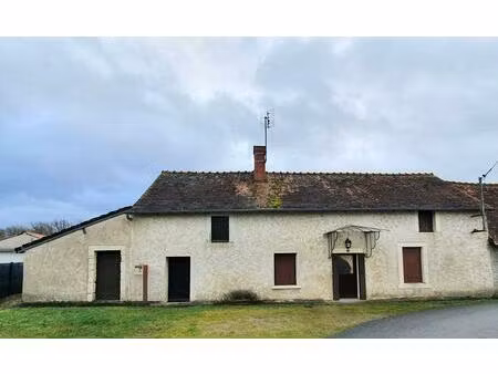 maison de village 3 piéces de 58 m2 et jardin 890 m2