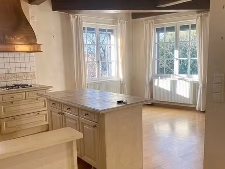 vente appartement 4 pièces 117 m² à saint-cyr-au-mont-d'or (69450)  399 000 €