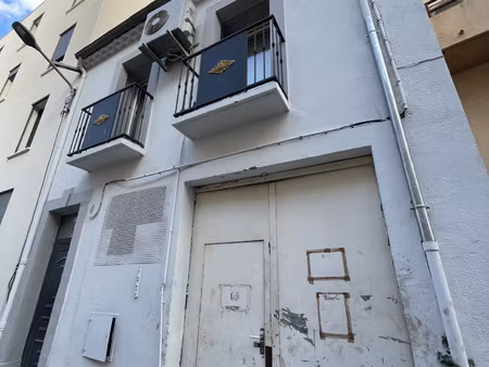 garage / local de 124 m2 situé proche de la médiathèque
