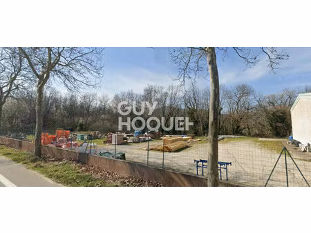 terrain à louer 1137m²