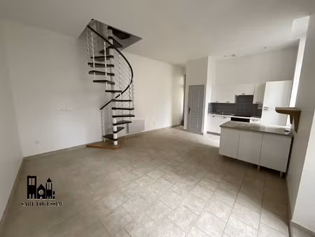 location appartement 3 pièces 50m² bourges 18000