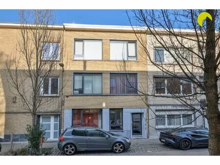 commercieel te koop in antwerpen met 6 slaapkamers