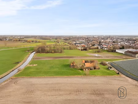 huis te koop in oostrozebeke met 4 slaapkamers