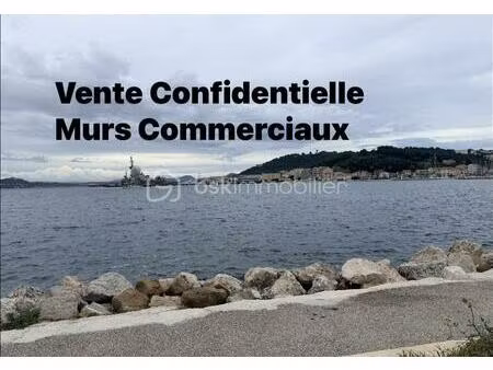 murs commerciaux d’exception – 270 m² face à la mer