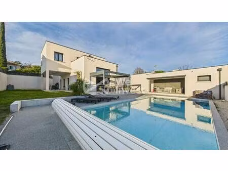 we invest castel immo agnin