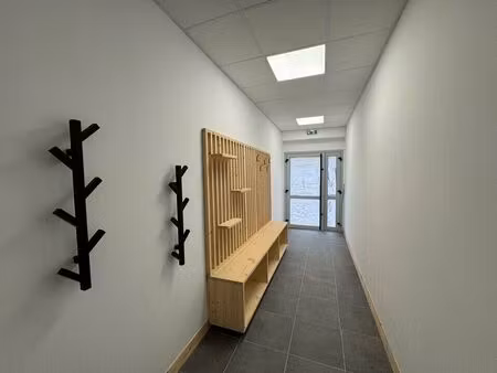 location bureau 120 m² à tours (37000)