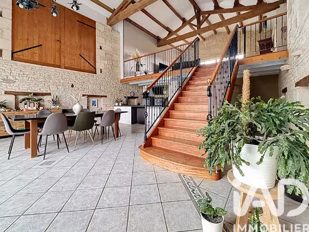 vente maison à la foye-monjault (79360) : à vendre / 408m² la foye-monjault