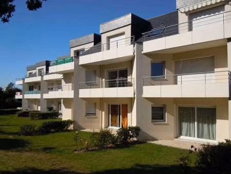 location appartement 2 pièces à ploeren (56880) : à louer 2 pièces / 35m² ploeren