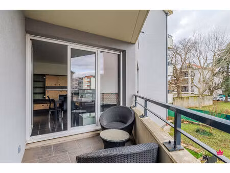 appartement meyzieu 3 pièce(s) 5826 m2