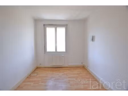appartement givors 1 pièce 26.36 m2