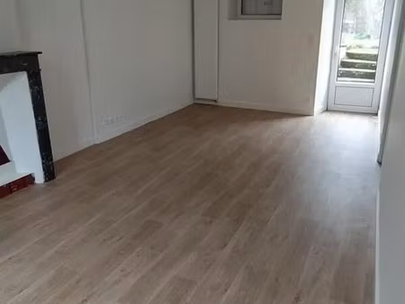 location maison 4 pièces 76 m² à le blanc (36300)