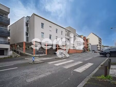 reze joli appartement 1 pièce t1bis de 32.53 m2 - quartier place du 8 mai