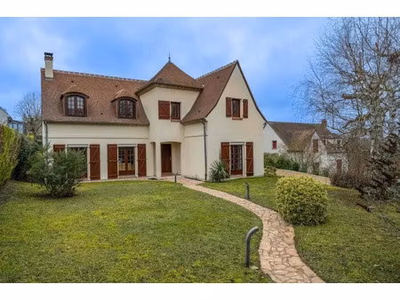 vente maison 7 pièces 168 m² à villette (78930)  580 000 €