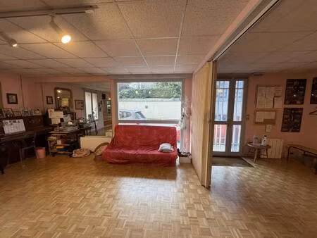 local commercial à vendre