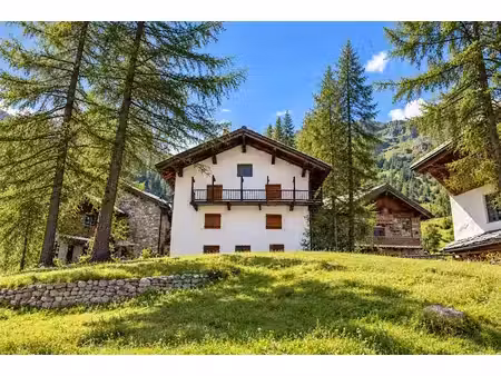 vente maison 6 pièces 280 m² à tignes (73320)  1 680 000 €
