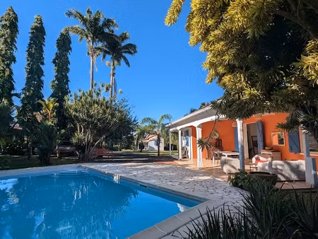 vente maison 6 pièces 300 m² à baie mahault (97122)  730 000 €