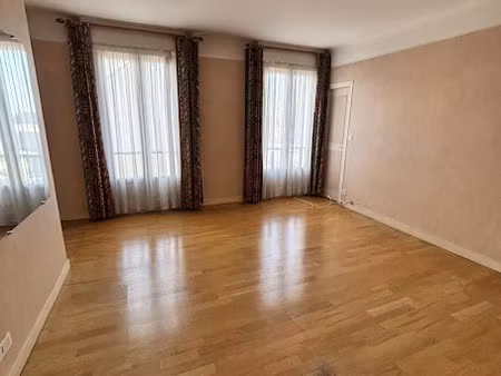 vente appartement 3 pièces 65 m² à abbeville (80100)  89 900 €