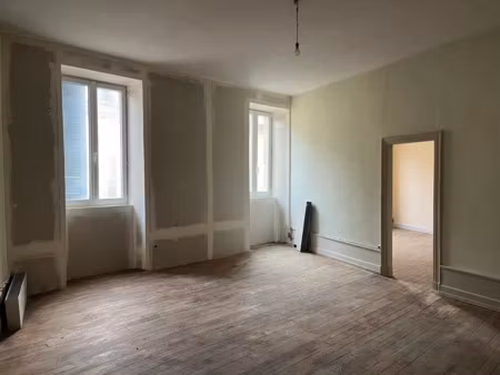 vente appartement 8 pièces 263 m² à montignac (24290)  103 000 €