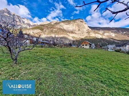 très beau terrain sur la commune des vigneaux