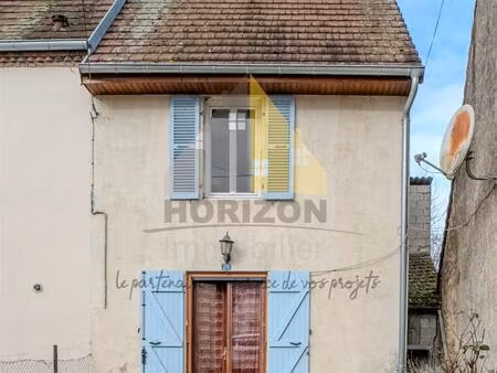 maison de village avec joli terrain aux portes de bletterans