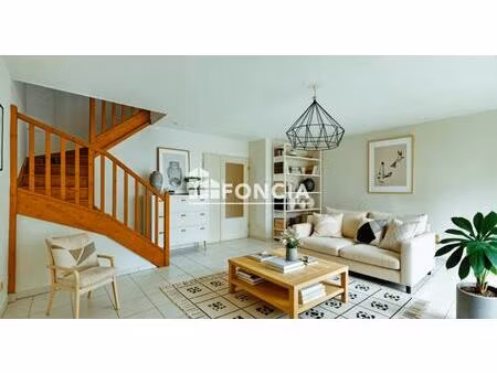 mazeres villa t4 avec jardin garages et parkings