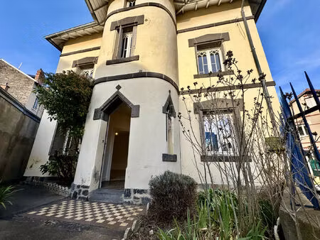 vente maison 5 pièces 123 m² clermont-ferrand (63100)