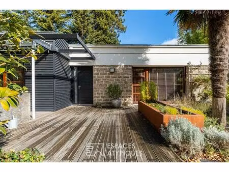 maison d'architecte d'exception avec piscine